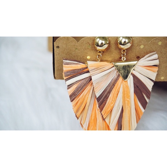 NEW! Geometric Raffia Tassel Stud Post Earrings - Picture 8 of 10